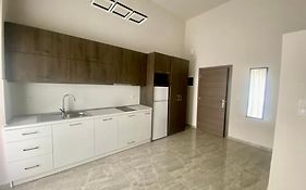 Natalie'S Apartments